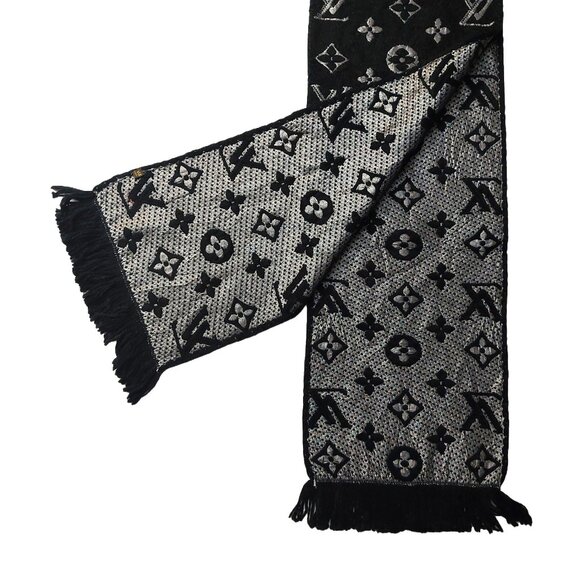 Louis Vuitton LV Black Silver Shine Monogram Logomania Scarf Pre-Owned - Picture 6 of 9